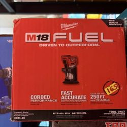 Milwaukee New Router M18 FUEL 