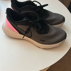 Nike Revolution Running Shoes. 