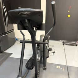 Life Fitness X3 Elliptical 