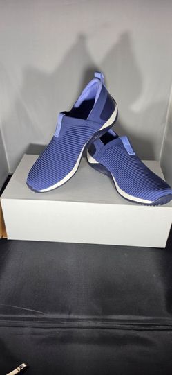 Brand new women shoes