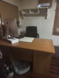 DESK FOR SALE *SEND BEST OFFER*