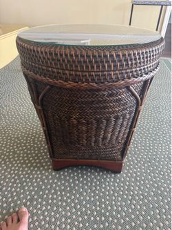 Rattan wicker end table with glass top