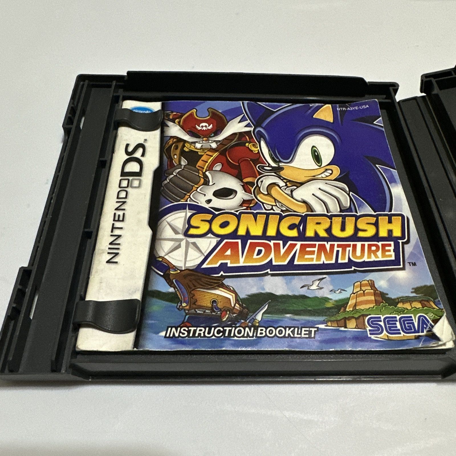 Sonic Classic Collection for Nintendo DS (Complete) for Sale in Dubach, LA  - OfferUp