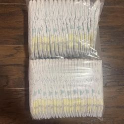 pampers / Huggies 