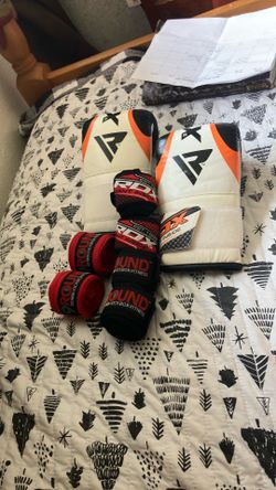 Training Glove Set
