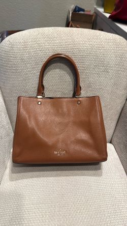 Kate spade leather purse in good condition