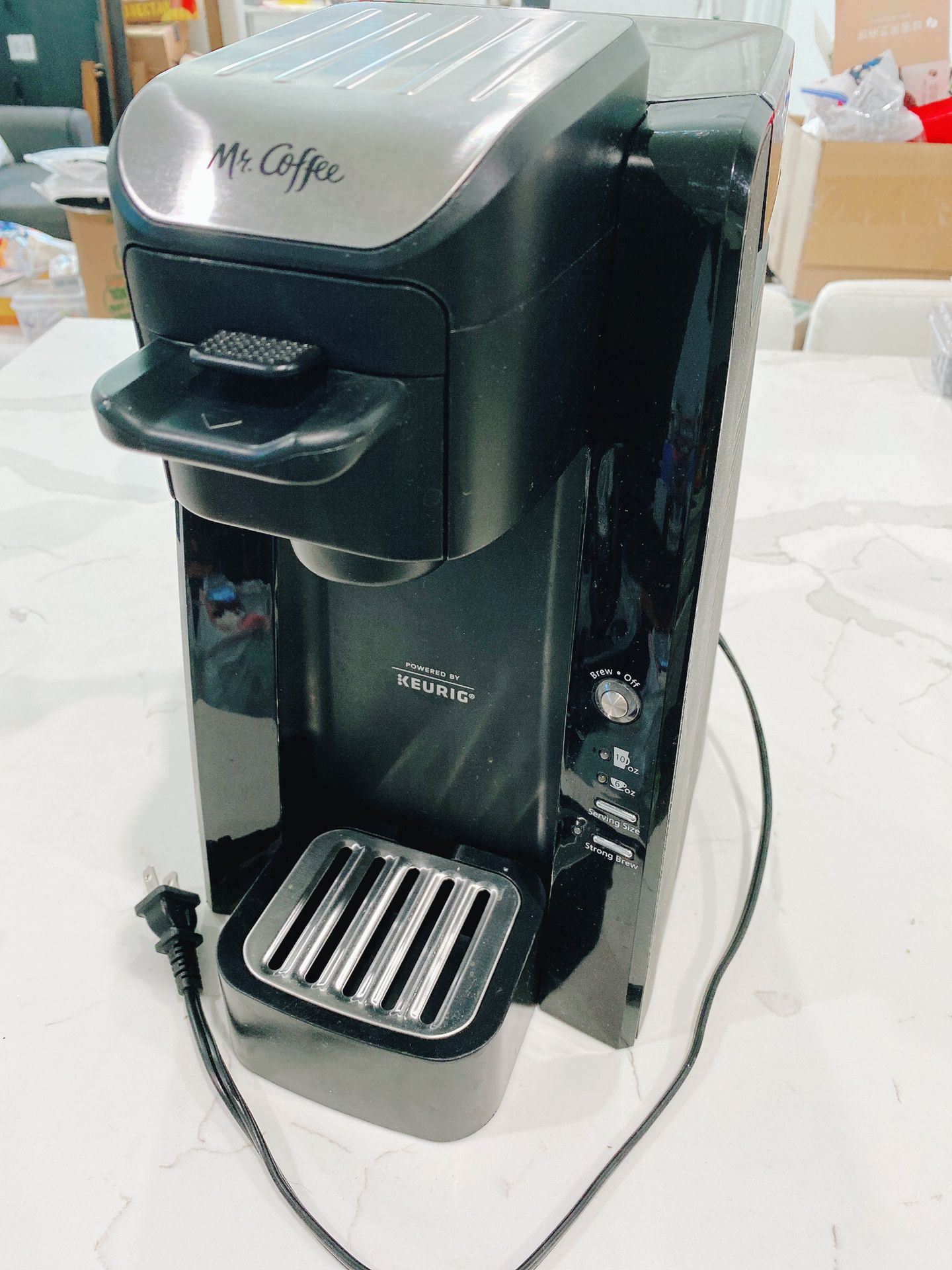 Keurig Coffee Machine, Can Use Both K-cups & Coffee Powder
