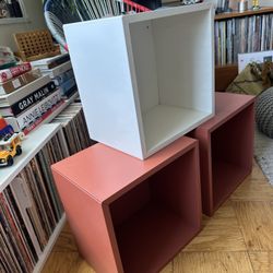 Cubic shelf / vinyl record shelves 