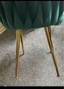 NEED TO GO ASAP!!!GREEN AND GOLD TEA TIME CHAIRS OR OFFICE CHAIRS ACCENT CHAIRS