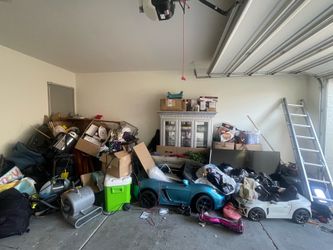 OPEN GARBAGE SALE