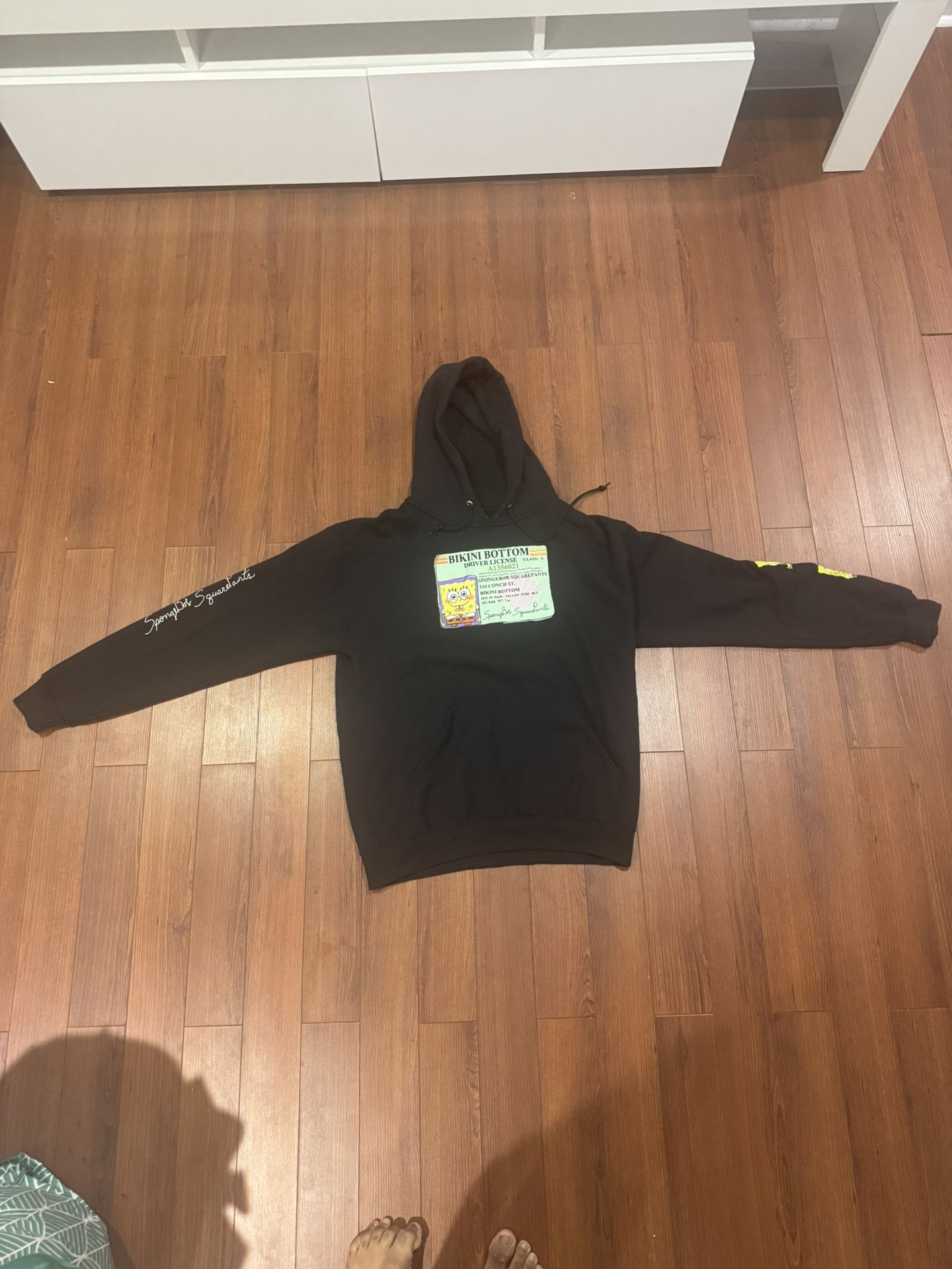 SpongeBob Bikini Bottom License Hoodie (Size M)