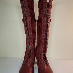 CA Collection By Carrini Ladies Knee High Boots Size 8 