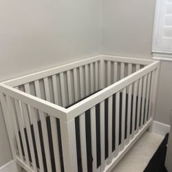 Pottery Barn Crib And Mattress