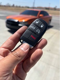 Llaves de autos / car keys and remotes