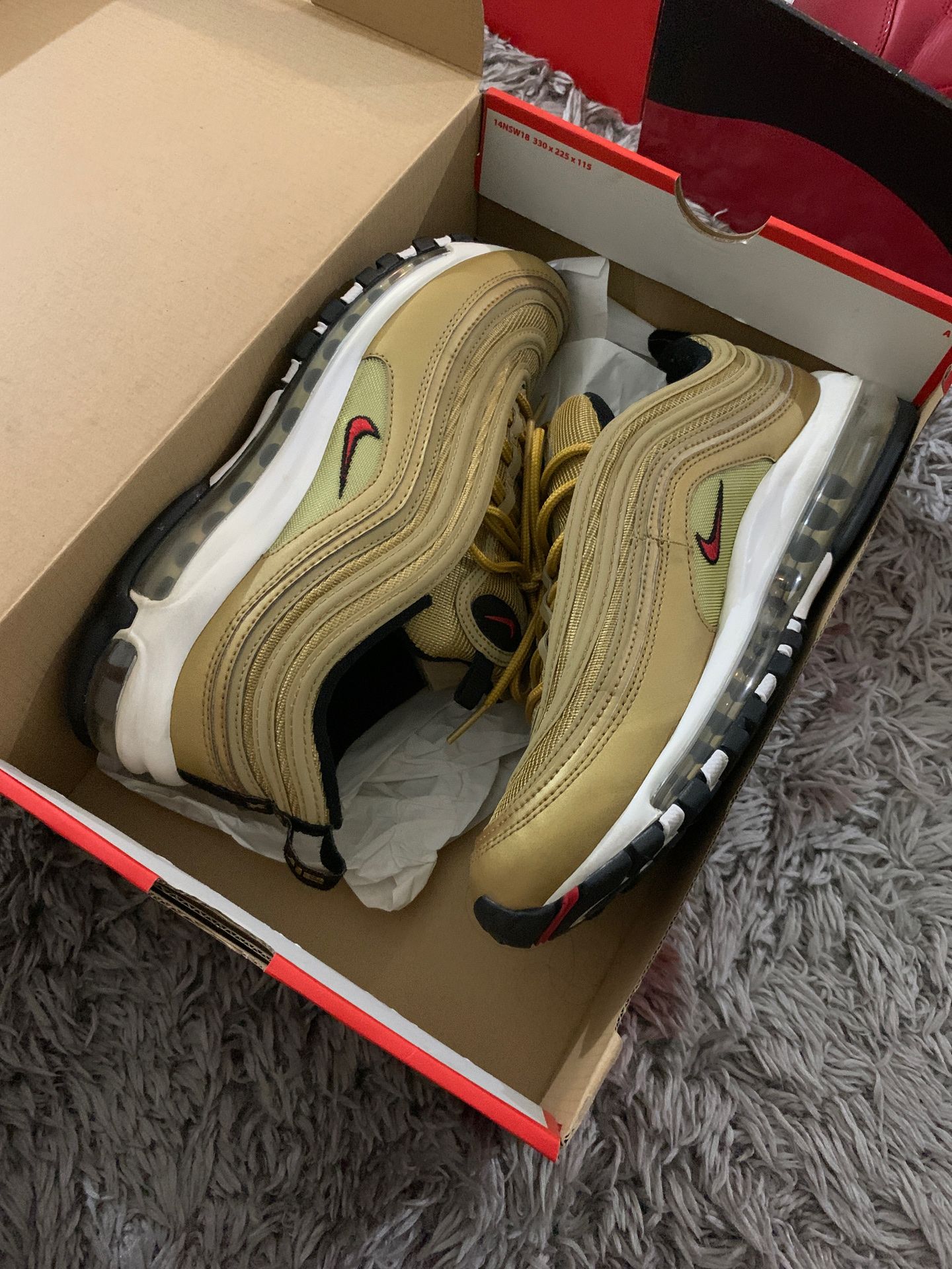 Nike air max’s 97 gold size 9