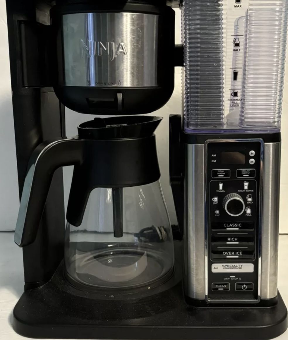 Like New Ninja Carafe, Coffee Maker With Milk, Frother