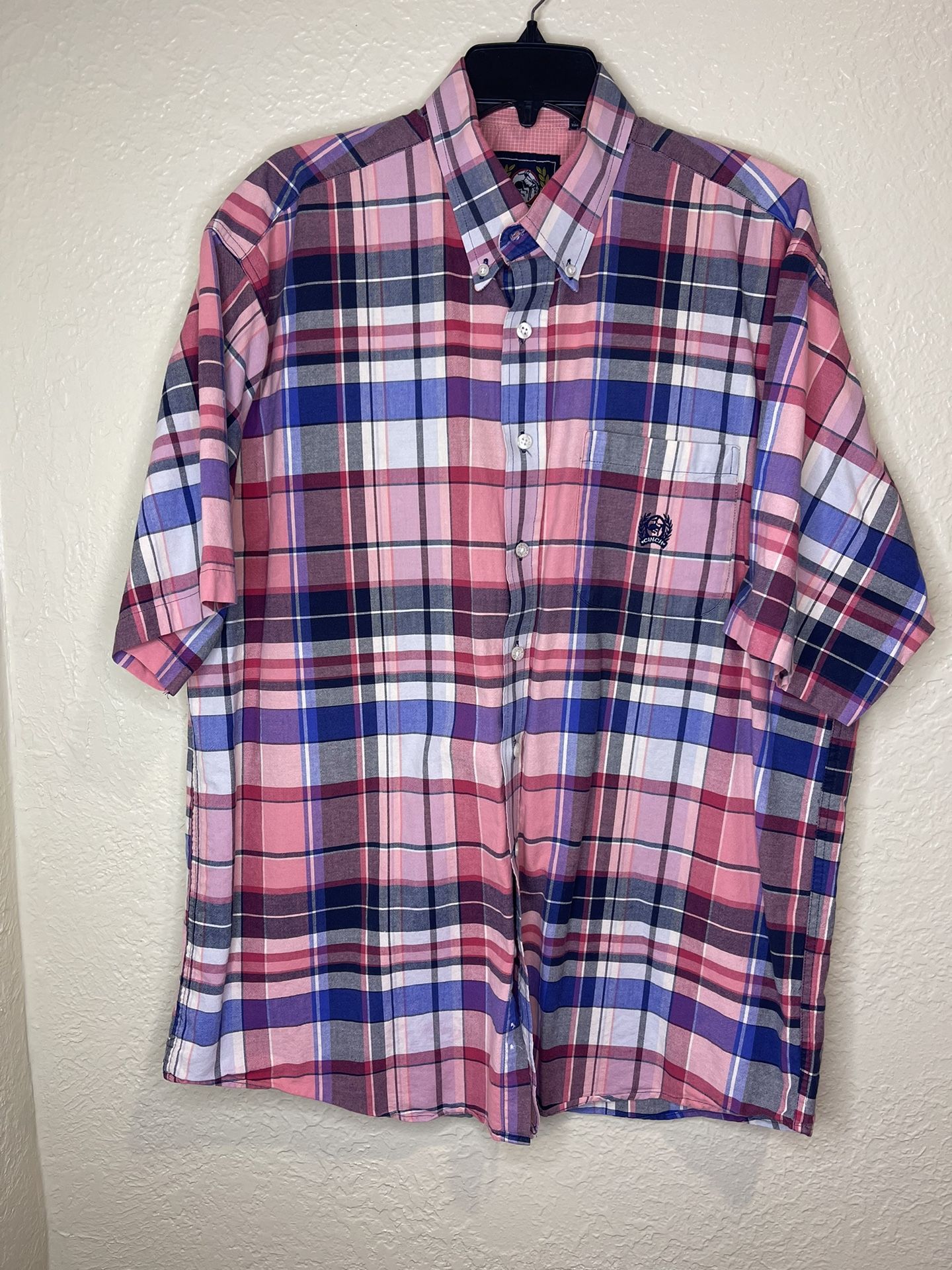 Cinch Up Summer Plaid Button Up Men’s Shirt Size: XLarge