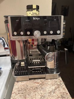 Ninja  Luxe Cafe Pro espresso machine