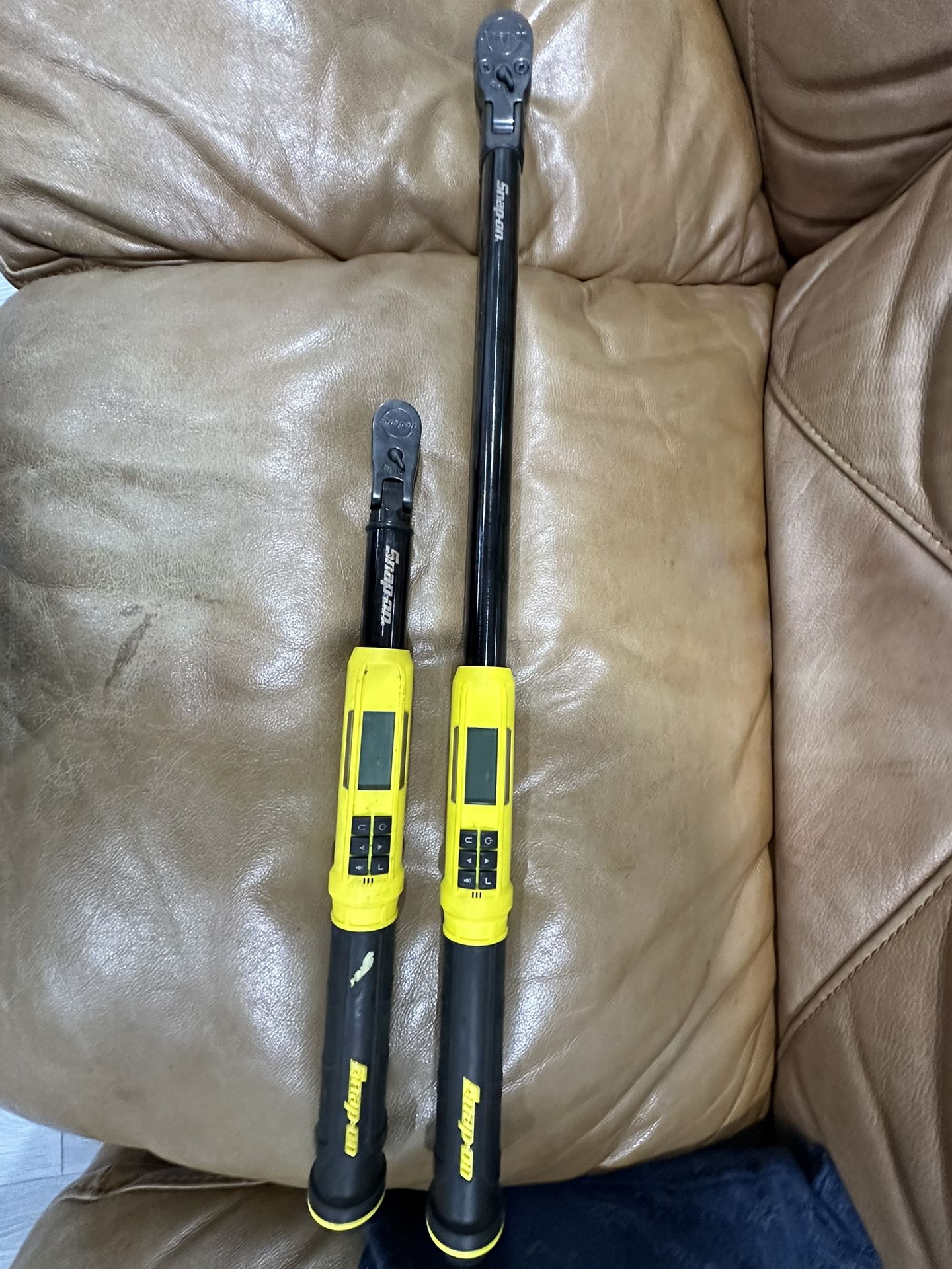 Torque Wrenches New 1/2 And 3/8
