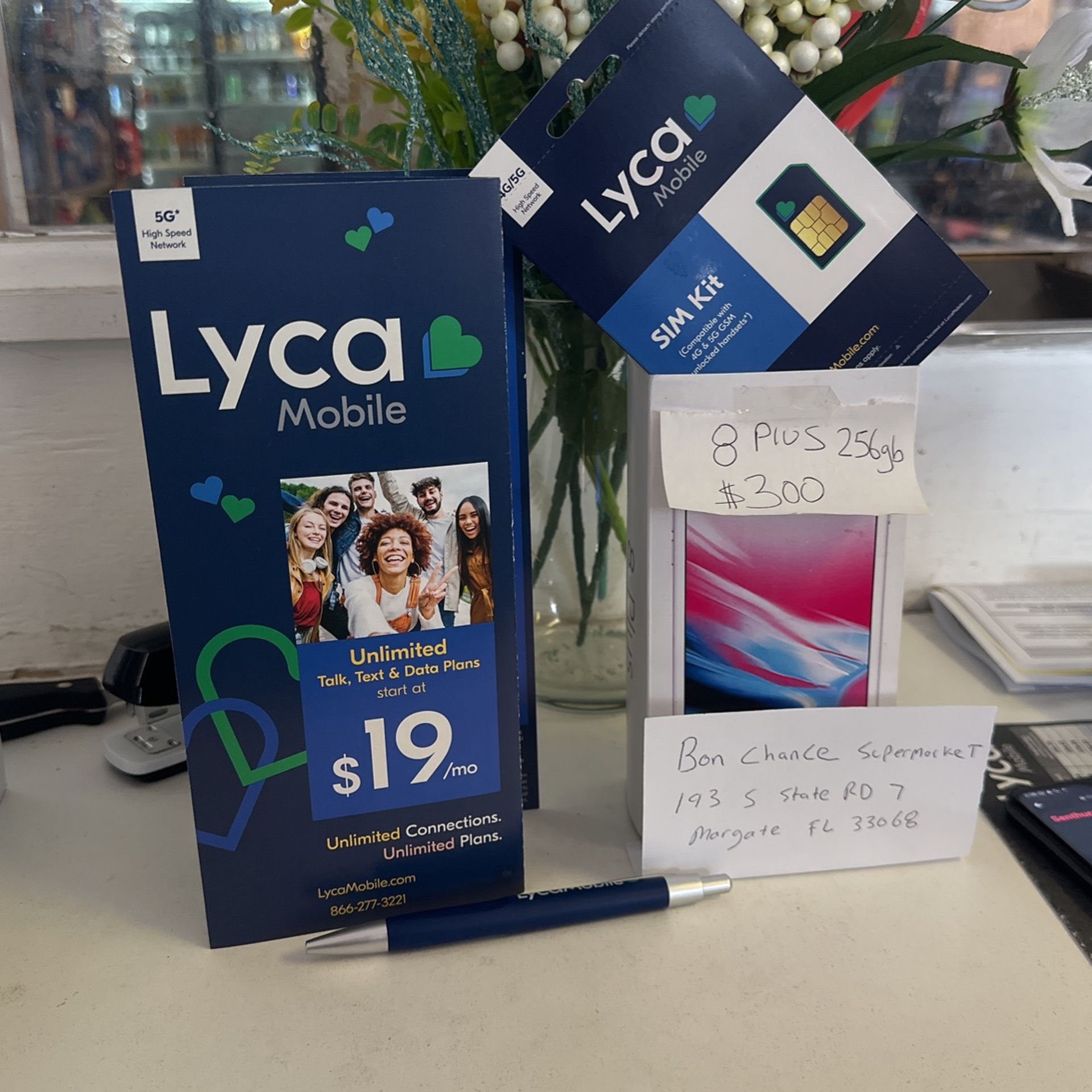 Apple iPhone 8 Plus 256gb - Unlocked -Lyca Mobile Sim Card Included