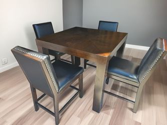 Dining Set