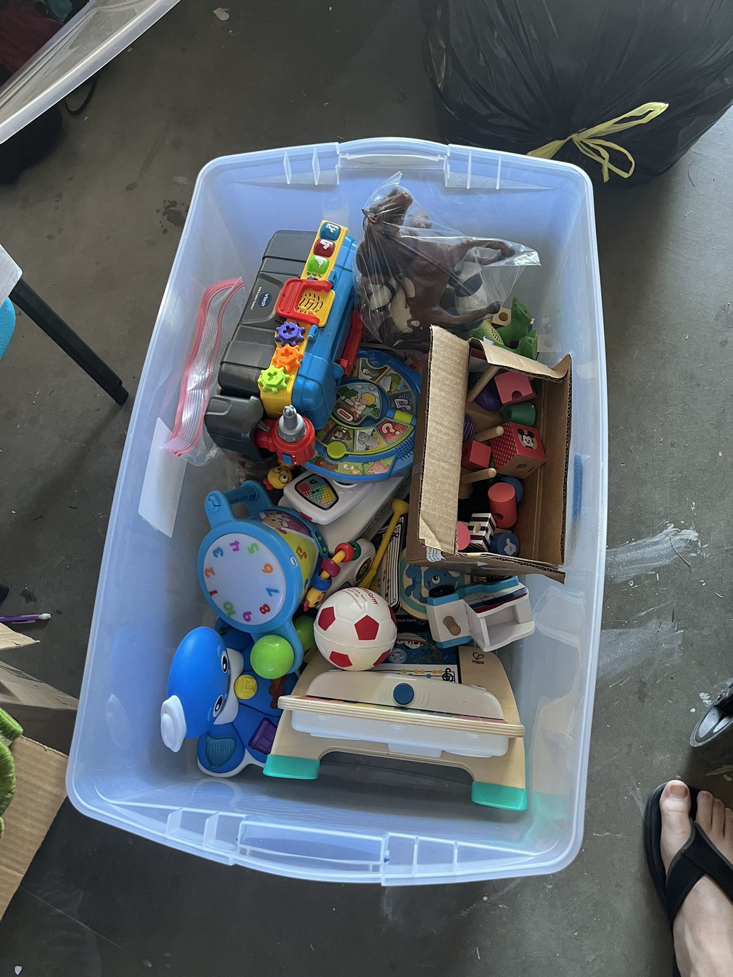 Tub Of Kids Toys 