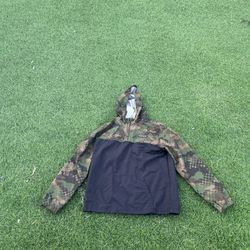 VANS Camo Windbreaker Jacket (Men’s Large)