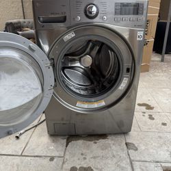 Lg Washer And Gas dryer
