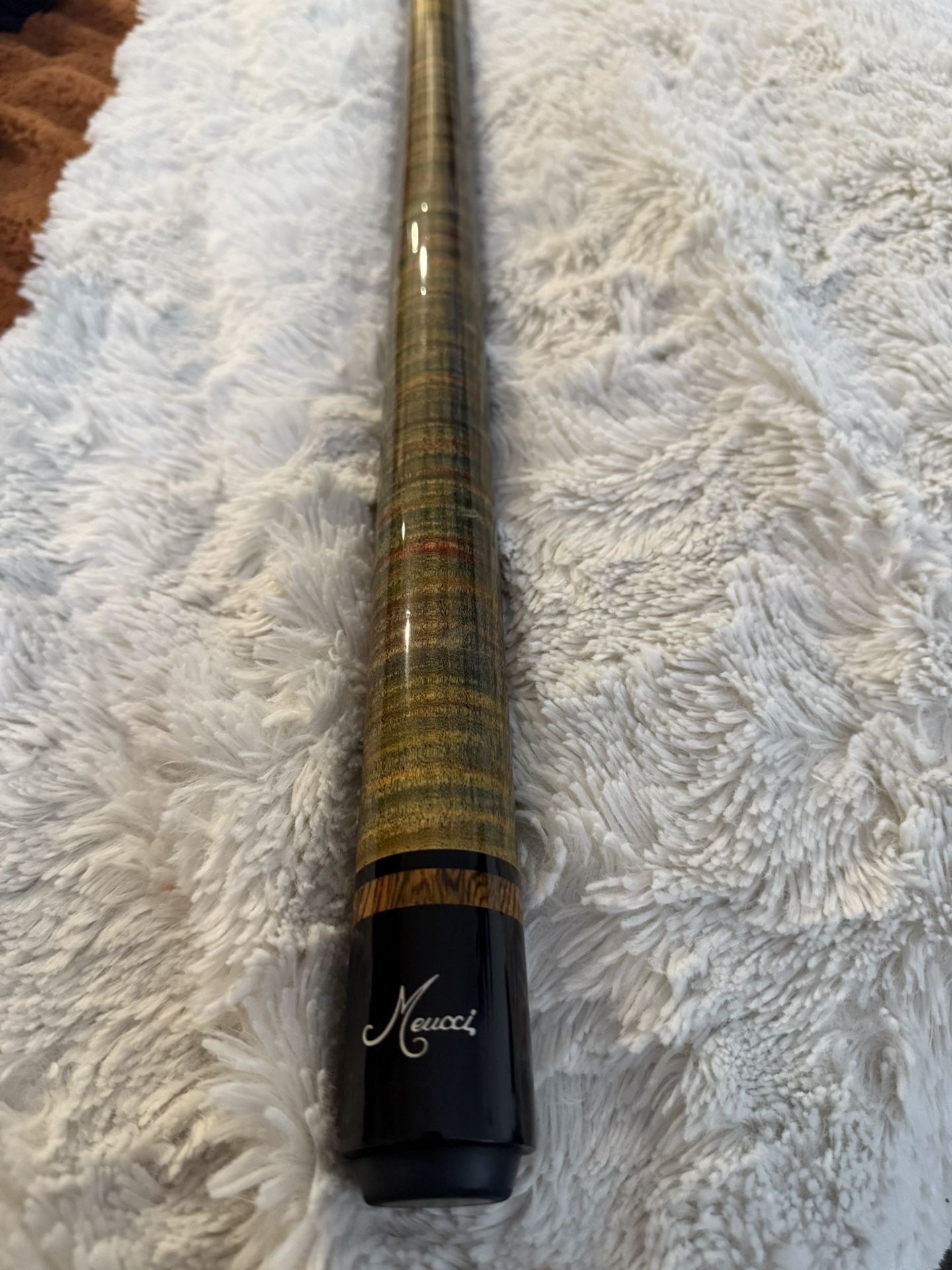 Meucci Cue Set; Predator Case; Chalk