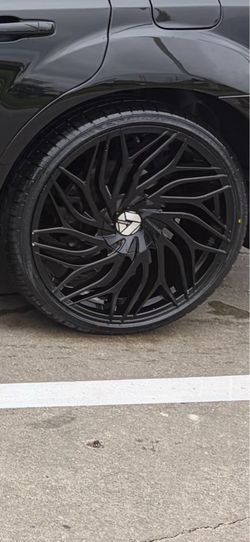Nice 22inch Azara rims