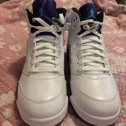 Jordan 5 Retro Grape (2025)