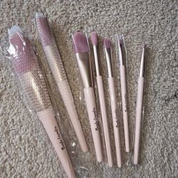 New Makeup Brushes