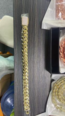 cuban bracelet