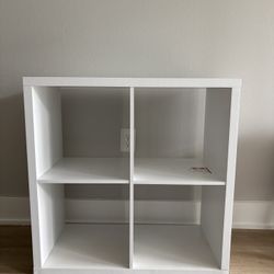 White 4-cube organizer shelf