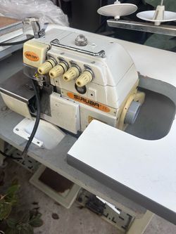 Siruba overlock machine