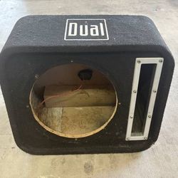 10" carpeted subwoofer box enclosure only