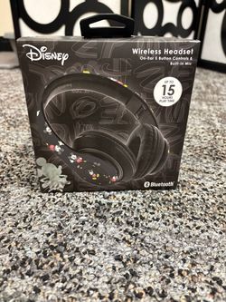 Disney Miki Wireless Headset Built in Mic 15 Hr Play Time