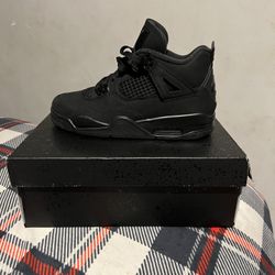 Black Cat 4’s Size 7y 