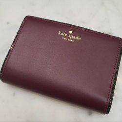 Kate Spade plum tellie wallet