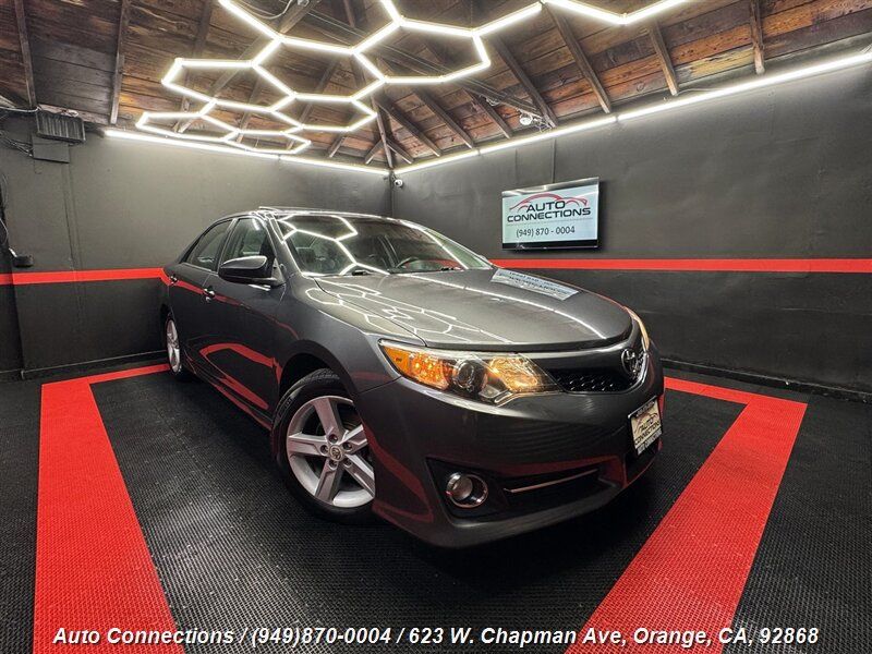 2012 Toyota Camry SE