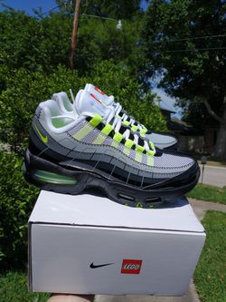 New Nike Air Max 95 X Lego gs size 7y neon