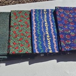 Christmas Fabrics - 5 One Yard Cuts 