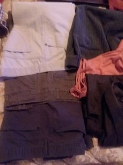 Casual mens pants and shirts size 34/32. Shirts M,L
