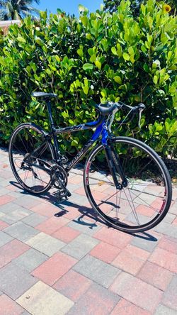 Giant TCR C3 Carbon Road Bike Shimano 105 FSA Tempo Rim break