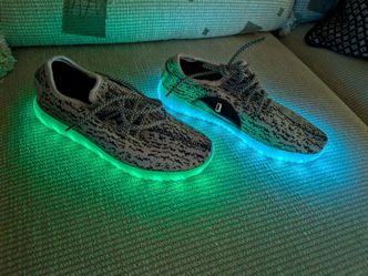 LED Light-Up Knit Sneakers