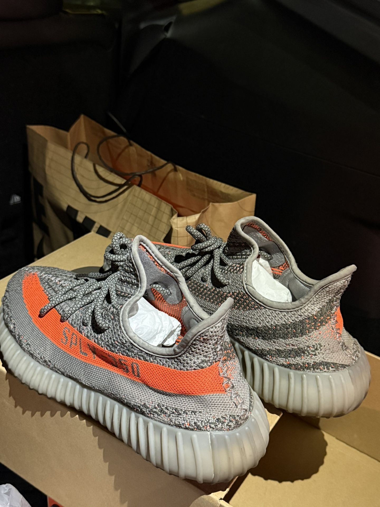 Yeezy 350 V2 Beluga