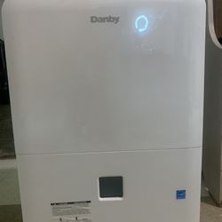 Danby 30pint Humidifier