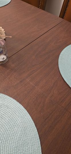 Comedor y chinera  de uso en buen estado