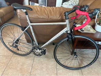 SPECIALIZED. SEQUOIA.    24 velocity.
