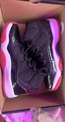Jordan 11s Breds Size 6